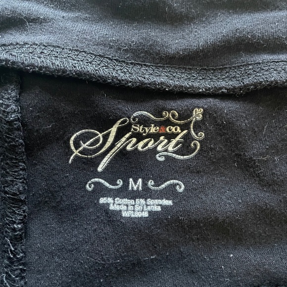 Athletic mini skirt, skort, shorts with cute button pocket and shorts built in - Picture 3 of 9